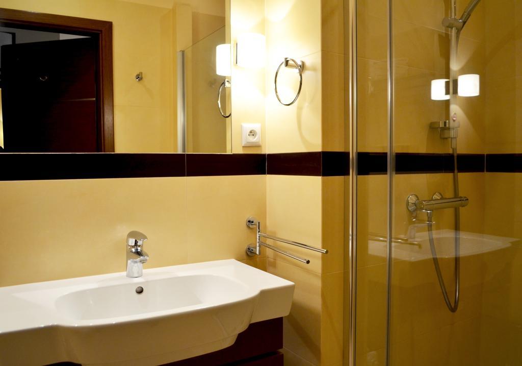 Apartament Dominikanski グダニスク エクステリア 写真